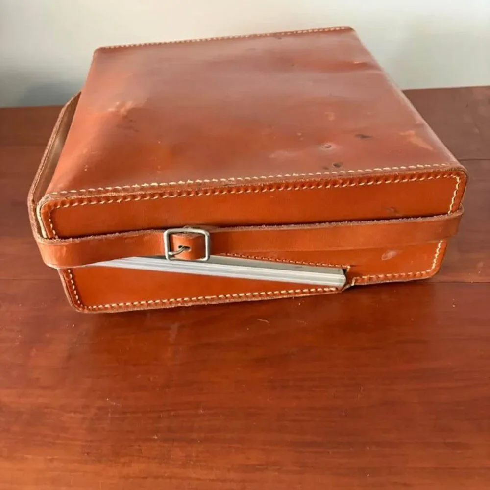 Vintage Polaroid Camera Set w Leather Case